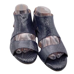 Sofft Blue Casual Slip-On Sandals‎ with Cushioned Sole size 8